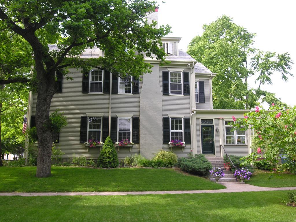 Delano Homestead Bed And Breakfast Fairhaven Exterior photo