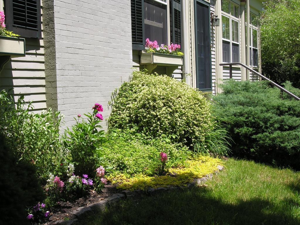 Delano Homestead Bed And Breakfast Fairhaven Exterior photo